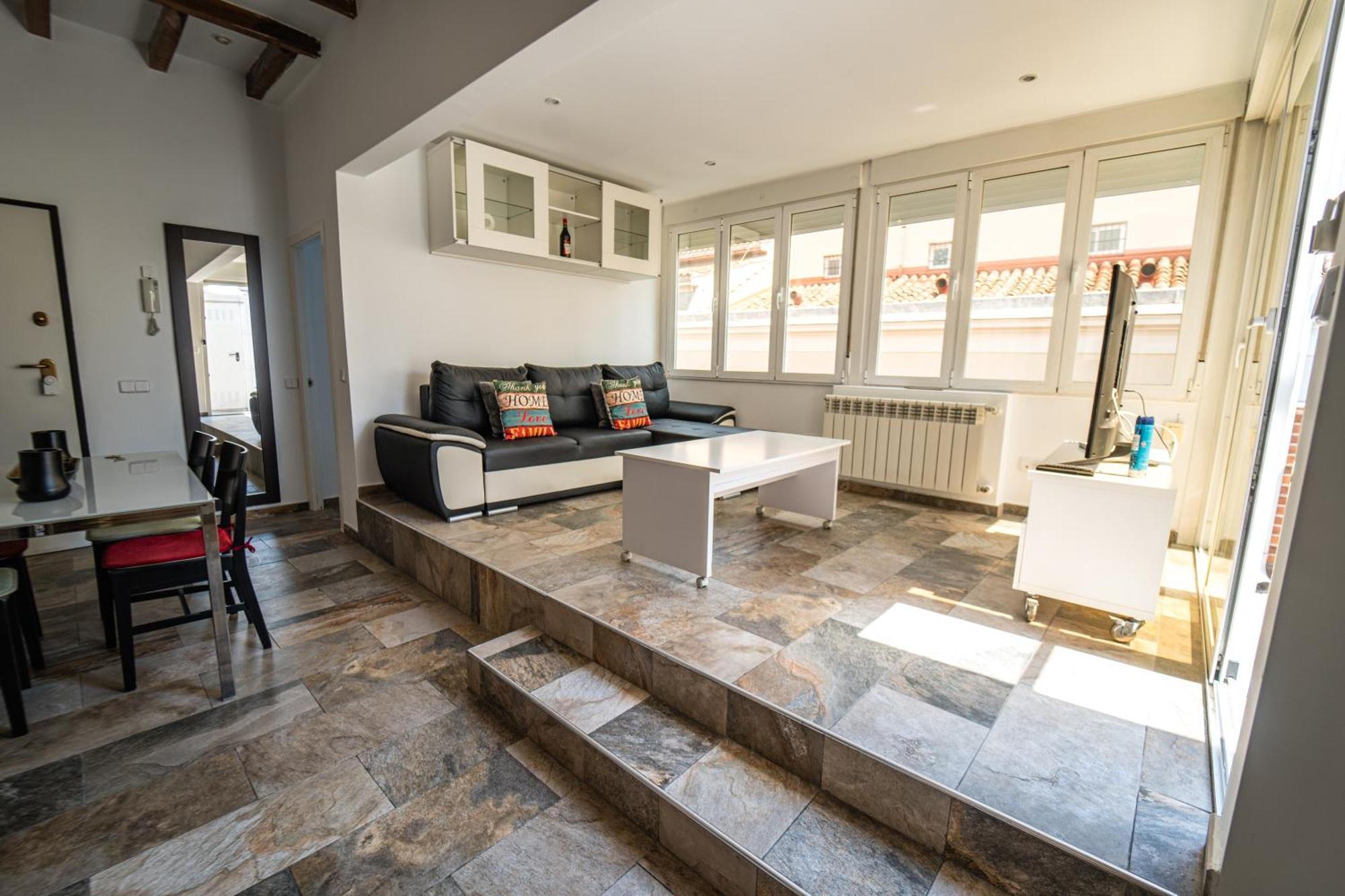 Centrico Atico En Madrid By Bebalmy Apartment Екстериор снимка